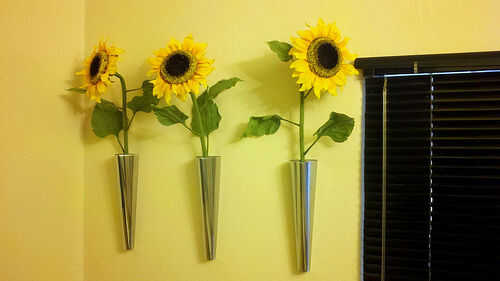 Convertir un candelabro de ikea en un florero de pared montado ...