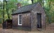 Cabaña de Thoreau fuera de la red de diseño bajo $1000