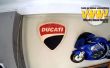 Ducati y Hyosung Logo placas