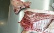 Todo cerdo mata: Romper un cerdo de Mangalica-rojo Waddle patrimonio