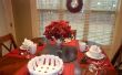 Mesa de desayuno de Navidad de último minuto y decoración rojo