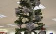 Árbol de Navidad de ueber-Geek con decoraciones de código QR