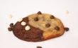 Mitad y mitad Chocolate Chip galletas Brownie (Brookies)