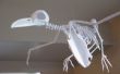 Esqueleto de cuervo de papel