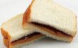 Cómo hacer un sándwich de mantequilla de maní y jalea