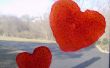 Cómo hacer una artesanía de aferrarse de San Valentín corazón ventana para niños