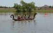 Longship vikingas y regata de botes de cartón cartón