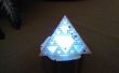 Resplandor en el oscuro conducto cinta solar camino luz estilo pirámide de Sierpinski matriz