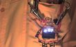 Obtiene E-textiled roBot. Mundos primera vez interactivo Bot en tela