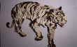 Escultura de tigre de madera