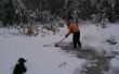 Patinaje sobre hielo en un estanque de hielo