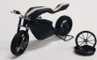 Escala de madera y 3D impresión modelo de la motocicleta