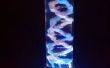 ADN lámpara de escritorio de escultura: Crecido cristal, EL alambre, acrílico, silicona y aluminio
