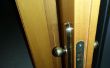 Instalar una cerradura de cajón en una puerta de corredera adaptados al falso