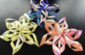 Cómo crear adornos de Navidad de Origami