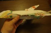Upcycle utilizado en un Papercraft avión juguete de papel