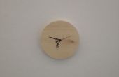 Reloj de pared de madera maciza