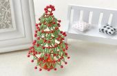 Como hacer alambre envuelto ornamento del árbol de Navidad para la decoración del escritorio