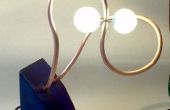 Lámpara de mesa de Ping Pong de tubo de cobre y madera recuperada sin cables