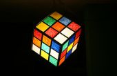 Cubo de luz ala luz de genialidad de Rubik cubo
