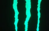 Cómo hacer una luz decorativa de la "Mega Monster Energy"