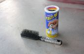 Arreglar un viejo cepillo de pelo con Plasti Dip