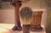Antiguo cepillo de maquinilla de afeitar recta de moda