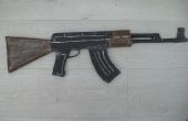 Apoyo de AK-47 de papel