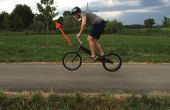 Cómo realizar un salto de conejito con tu moto de trial