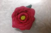 Rosa de plastilina &lpar;parece incre&iacute;ble&rpar;&period; 