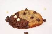 Mitad y mitad Chocolate Chip galletas Brownie (Brookies)