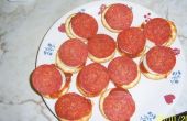 Mini Pizza Hors d ' oeuvres