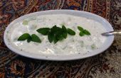Mástil-o-Khiar (iraní yogur de pepino y menta)