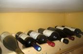 Hacer un estante del vino sobre armario
