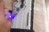 Regulador de voltaje mediante potenciómetro / arduino en protoboard. 