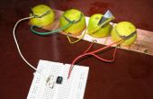 Pequeña AVR microcontrolador funciona con una batería de fruta