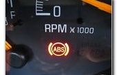 Cómo arreglar la luz de control ABS/de la tracción en un Impala 04