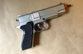 Gundriver - un destornillador dentro de un juguete pistola