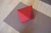 Cómo hacer un sólido Platonic de Octohedron o un dado de ocho D & D cara (dice)