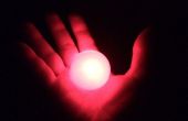 Resplandor en el oscuro LED pelota de ping-pong