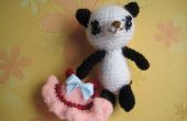 Panda Amigurumi niña con vestido rosa de ganchillo