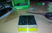 MacGyver-cartón y conducto cinta cargador solar