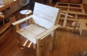 Reclamado la silla de madera
