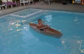 Cómo hacer una canoa de cartón para tus niños en la piscina