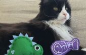 2 fieltro gato juguetes (peces y dinosaurios)