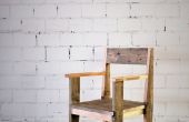 Sólido recuperado silla de madera