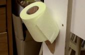 Sostenedor de papel higiénico simple que trabaja