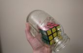 "imposible" cubo de Rubik en una botella / jarra