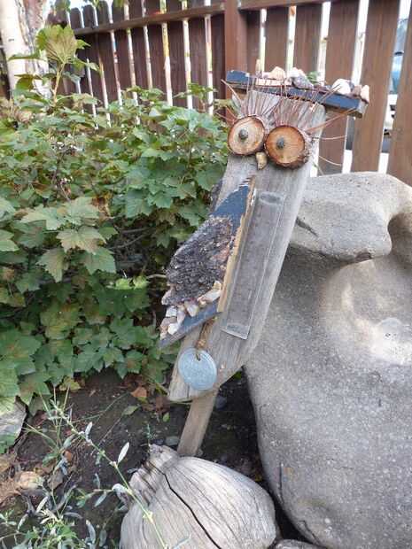 Estacas de jardín de Material de desecho - askix.com