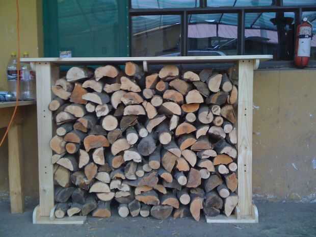 ESTANTE de madera para leña - askix.com